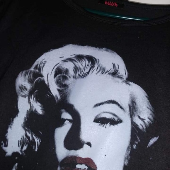 Top - Picture 2 of 2